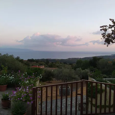Holiday home Tsapoula Mousata