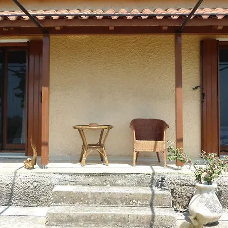 Tsapoula Tatil Evi Mousata